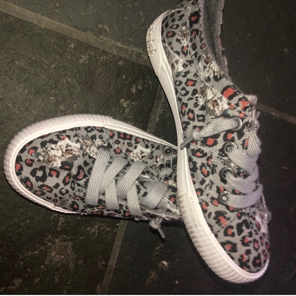 Girls lot size 7/8 (mostly size 8 ) - Picture 14 of 16